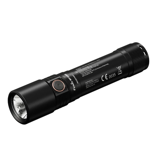 Fenix WF30RE 300流明 149 米 313 小时 IP68 愛維斯 照明