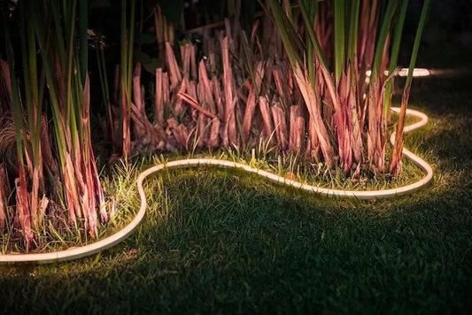 PHILIPS HUE OUTDOOR Strip 5M 39.5W LED 22k-65k+RGB Colour Changing Waterproofed Outdoor Light Strip IP67 Philips