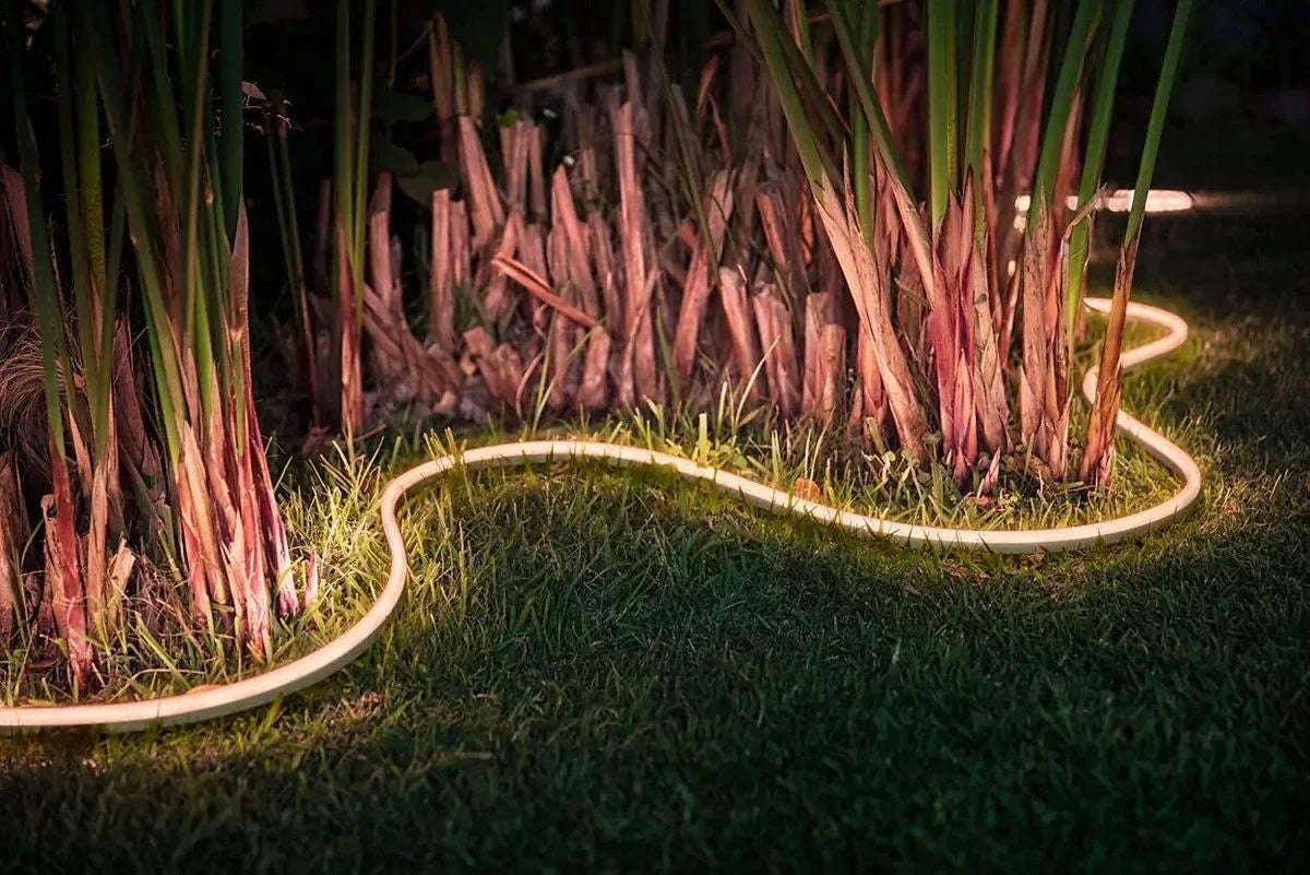 PHILIPS HUE OUTDOOR Light strip 2M 19W LED RGB Colour Changing Waterproofed Outdoor Light Strip IP67 Philips