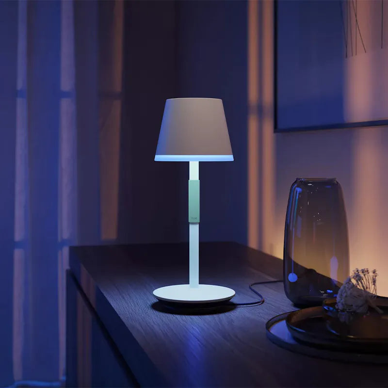 Philips Hue Go 可攜式檯燈 Philips